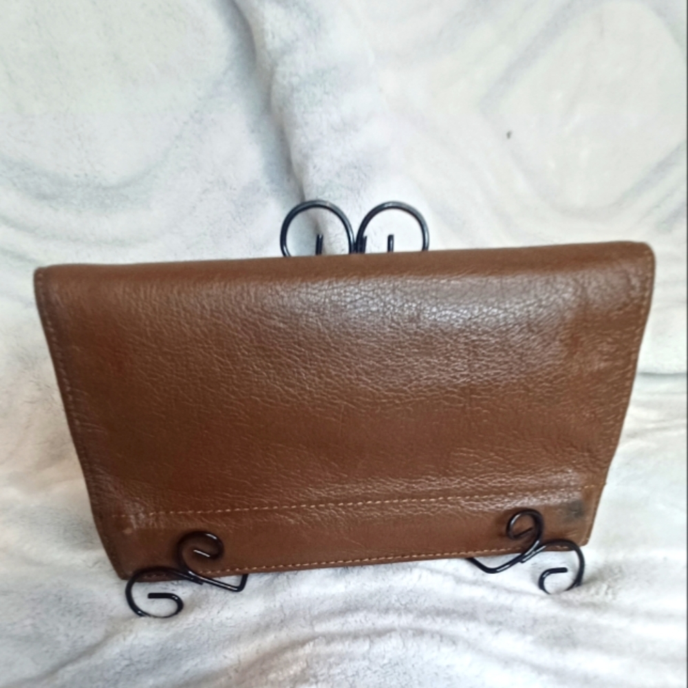 Bosca Full Grain Vintage leather wallet. GUC 8x4x1